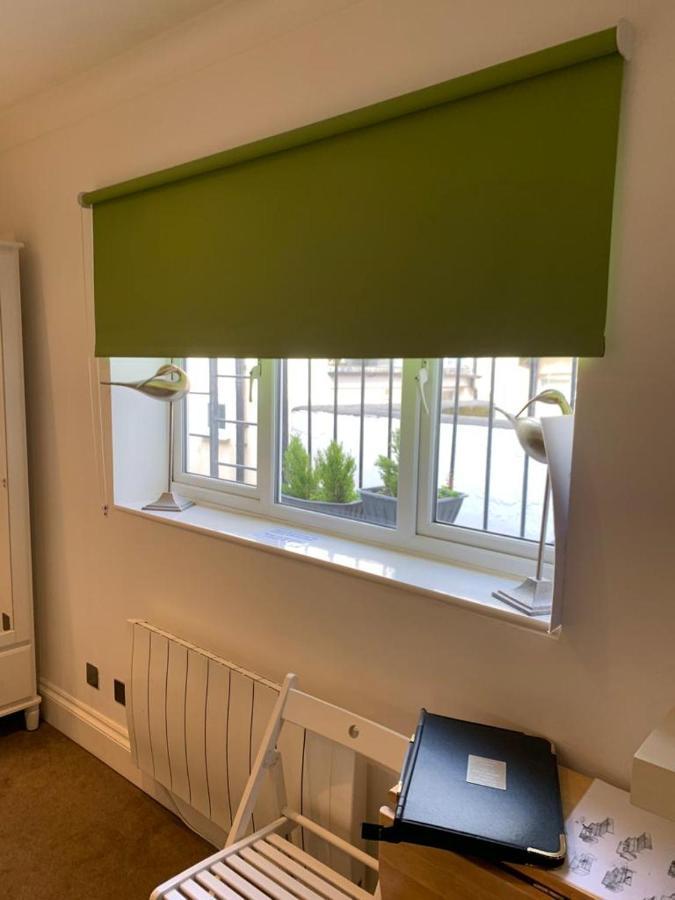 Between Piers, The Stylish Studio Flat In Cannon Place Hove Esterno foto